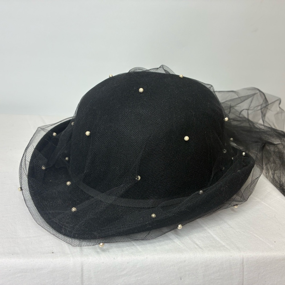 Michele Elegant Black Hat with Veil and Pearls